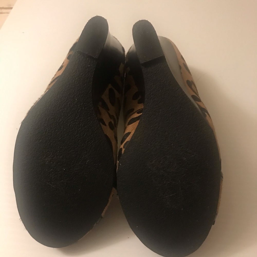 Steve Madden Trea-P Leopard Print Stacked Heel We… - image 3